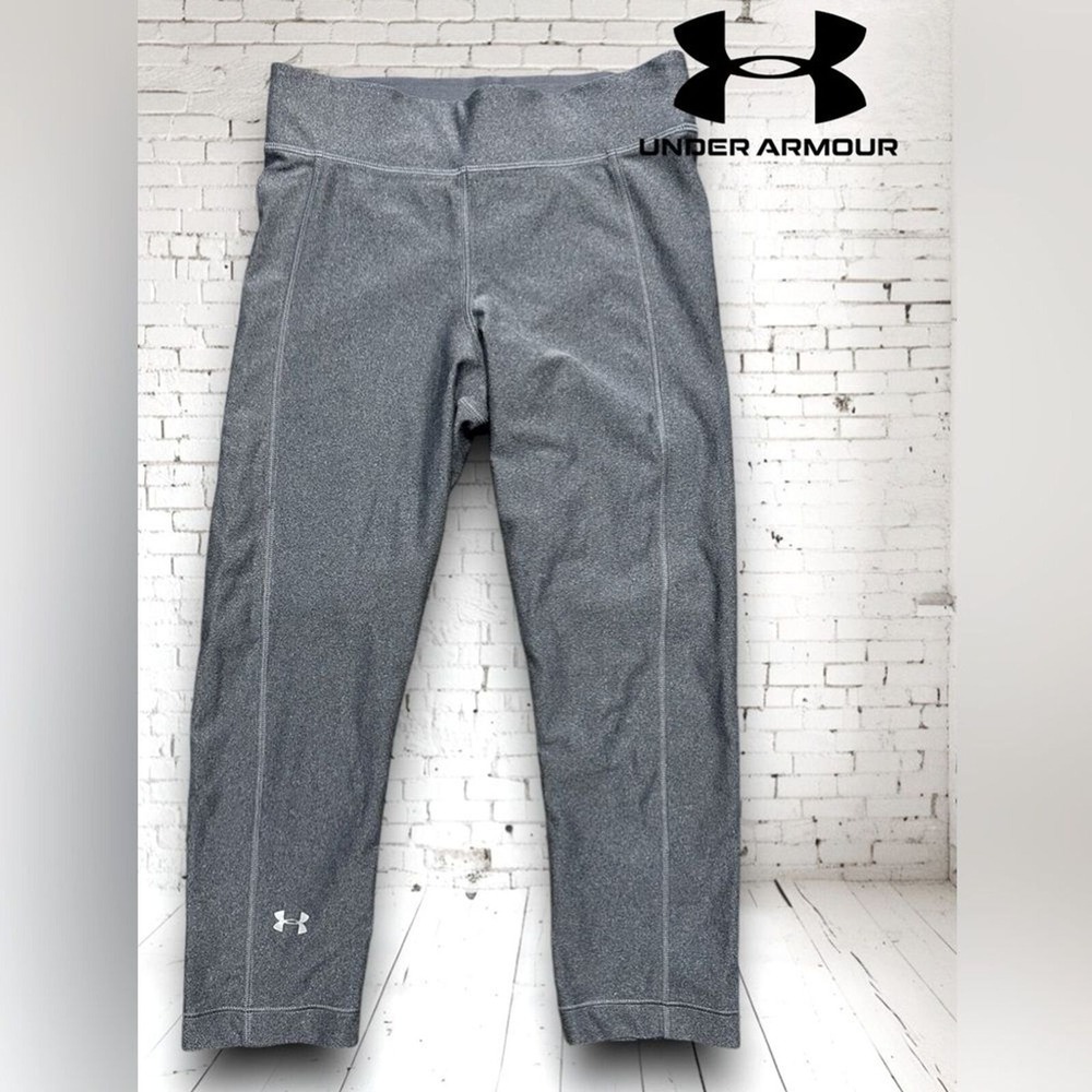 UA Under Armour heat‎ gear compression gray cropped leggings Sz S. 20" inseam